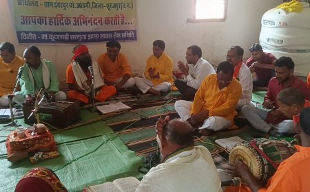 हनुमान जयंती पर मां कुदरगढ़ी में समिति द्वारा सामूहिक दर्शन, झंडा चढ़ाया व सुंदरकांड पाठ सह भण्डारे का आयोजन