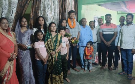 दतिमा के होनहारों का गौरवमयी सम्मान: बोर्ड परीक्षा में टॉपर्स ने लहराया परचम, सरपंच पिंकी सिंह ने दी हरसंभव मदद की गारंटी