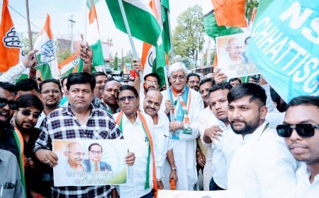 सूरजपुर में कांग्रेस की ‘संविधान बचाओ रैली’ : टी.एस. सिंहदेव बोले- संविधान बदलना देशवासियों के साथ अन्याय
