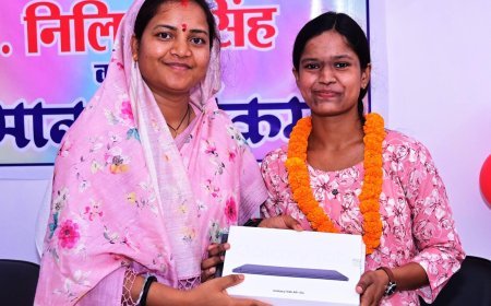 बीरपुर में पीडीएस सह गोदाम भवन का लोकार्पण, नीट उत्तीर्ण निलिमा सिंह सम्मानित