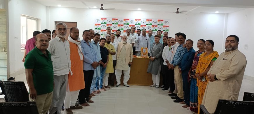पं. मोतीलाल नेहरू की 164वीं जयंती पर कांग्रेस ने दी श्रद्धांजलि, स्वतंत्रता संग्राम में योगदान को किया याद