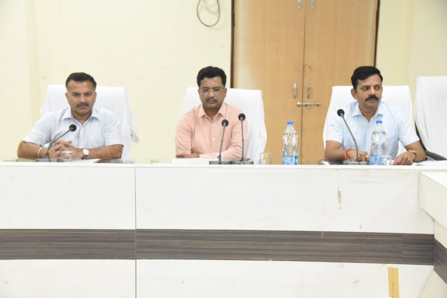 जनजातीय विकास हमारी प्राथमिकता, मेधावियों का सम्मान हमारा गर्व': प्रमुख सचिव बोरा