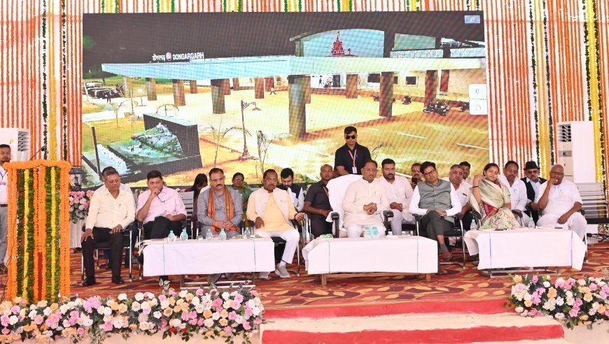अम्बिकापुर सहित 103 रेलवे स्टेशनों का प्रधानमंत्री श्री नरेन्द्र मोदी ने किया वर्चुअल लोकार्पण, छत्तीसगढ़ को मिले 5 अमृत स्टेशन