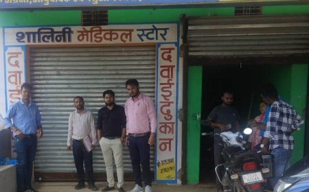 झोला छाप डॉक्टरों पर कड़ा प्रहार: दो अवैध क्लिनिक सील