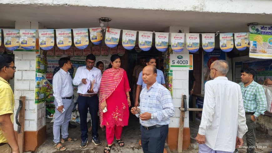 नकली खाद का  खुलासा: जयनगर में कारोबारी के गोदामों पर छापा, मार्बल चूरे से बनाया जा रहा था पोटाश और सुपर फास्फेट से डीएपी