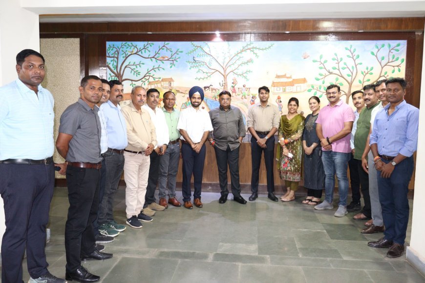 नगर पुलिस अधीक्षक रोहित कुमार शाह को सरगुजा पुलिस ने दी भावभीनी विदाई