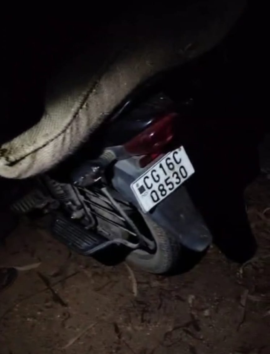 शासकीय राशन दुकान से चावल चोरी का वीडियो वायरल, संचालक पर ग्रामीणों का गंभीर आरोप