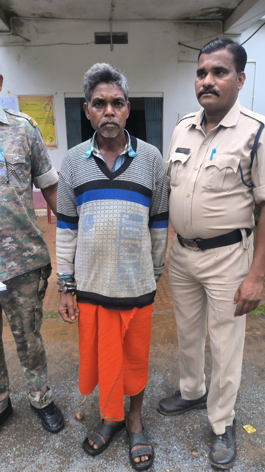 हत्या का सनसनीखेज मामला: ससुर ने बहू को टांगी से काटा, चंद घंटों में सरगुजा पुलिस ने दबोचा आरोपी