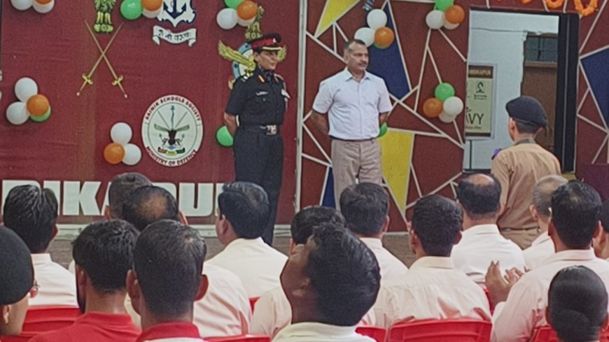 मेधावी आदिवासी बच्चों के सपनों को पंख: सैनिक स्कूल की पढ़ाई का खर्च उठाएगा सरगुजा जिला प्रशासन