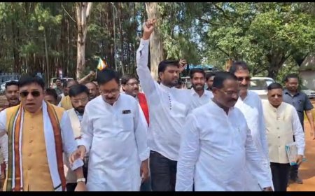 मैनपाट में सियासी हलचल: पूर्व मंत्री अमरजीत भगत हिरासत में, कांग्रेसियों ने की नारेबाजी