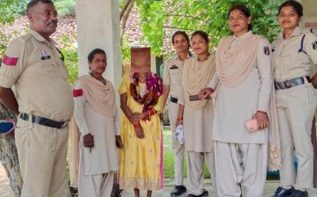 सूरजपुर पुलिस की महिला रक्षा टीम की मुस्तैदी, गुमशुदा महिला को परिजनों से मिलाया