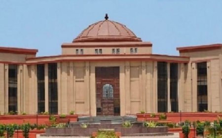 हाईकोर्ट का बड़ा फैसला: आबकारी अधिकारी रंजीत गुप्ता के खिलाफ दर्ज FIR रद्द, कानून के दुरुपयोग पर लगाई फटकार