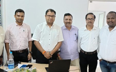 सहायक औषधि नियंत्रक रविंद्र गेंदले ने संभाला कार्यभार, केमिस्ट परिवार ने किया जोरदार स्वागत