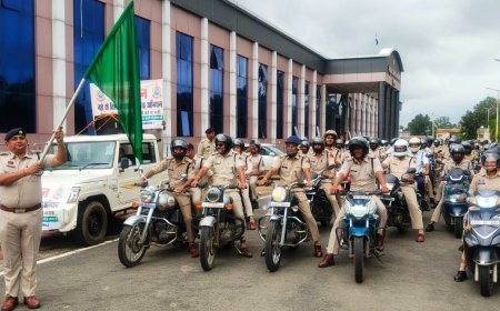 नशे को ना, जिंदगी को हां: सूरजपुर पुलिस की बाइक रैली ने बिखेरा नशामुक्ति का संदेश