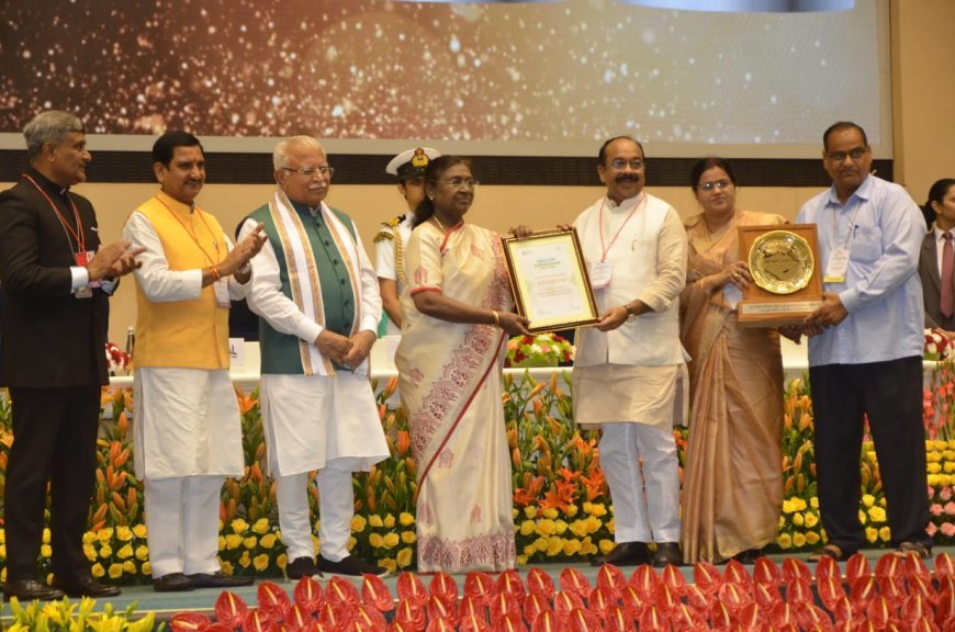 विश्रामपुर नगर पंचायत को स्वच्छता लीग अवॉर्ड-2024 से सम्मान, राष्ट्रपति ने किया सम्मानित