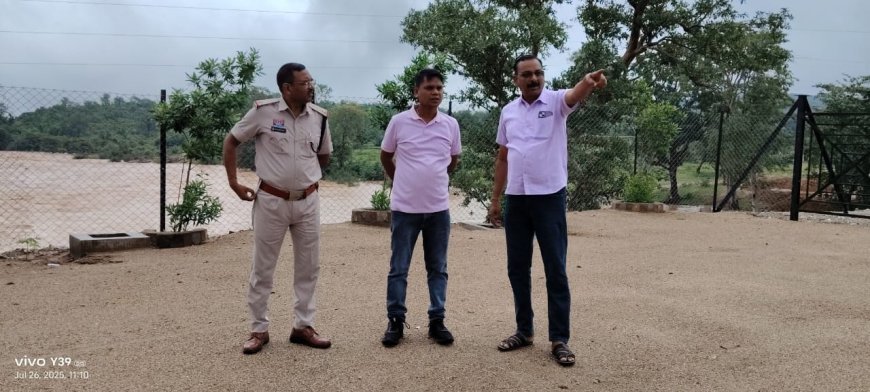 सूरजपुर में भारी बारिश का अलर्ट: कलेक्टर ने प्रशासन को किया सतर्क, बांध टूटने की आशंका टली
