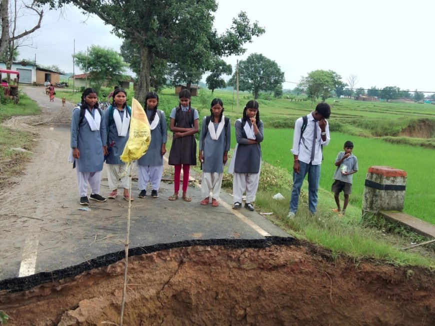 बारिश का तांडव: पुलिया ध्वस्त, जनजीवन अस्त-व्यस्त, ग्रामीणों का प्रशासन पर फूटा गुस्सा