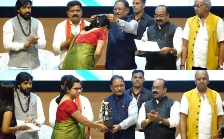 सूरजपुर ने रचा इतिहास: आकांक्षी ब्लॉक सम्पूर्णता अभियान में गोल्ड मेडल की चमक,रायपुर में मुख्यमंत्री विष्णु साय ने किया सम्मानित, प्रतापपुर ब्लॉक की उपलब्धियों ने जीता सबका दिल