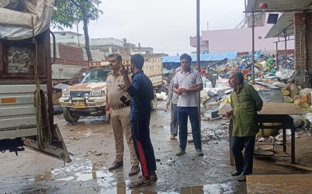 सरगुजा पुलिस की कबाड़ गोदामों पर ताबड़तोड़ छापेमारी, चोरी के सामान पर नकेल कसने की सख्त चेतावनी