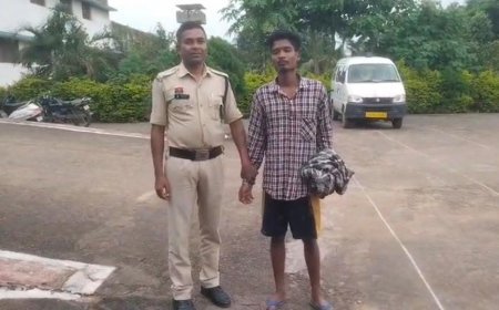 बाइक चोर गिरफ्तार, चोरी की हीरो होंडा मोटरसाइकिल बरामद