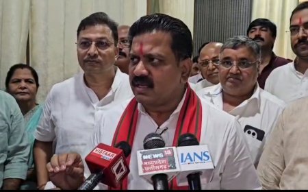 महादेव सट्टा एप कांड: आरक्षक प्रवीण सिंह पर कार्रवाई में देरी, गृहमंत्री का दावा- 'विष्णु का चक्र' चलेगा