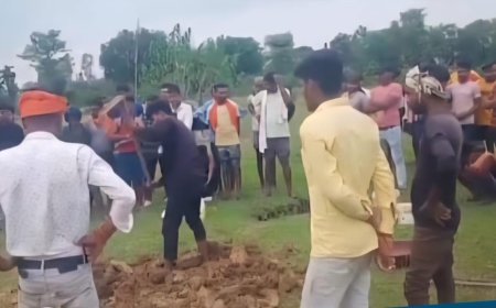 मासूम की मौत का रहस्य, पीलिया या सर्पदंश..? कब्र से शव निकाल हुई पोस्टमार्टम