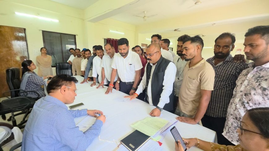 टूटे पुल ने रोका रास्ता, ग्रामीणों का जीवन नरकमय, उग्र आंदोलन की चेतावनी