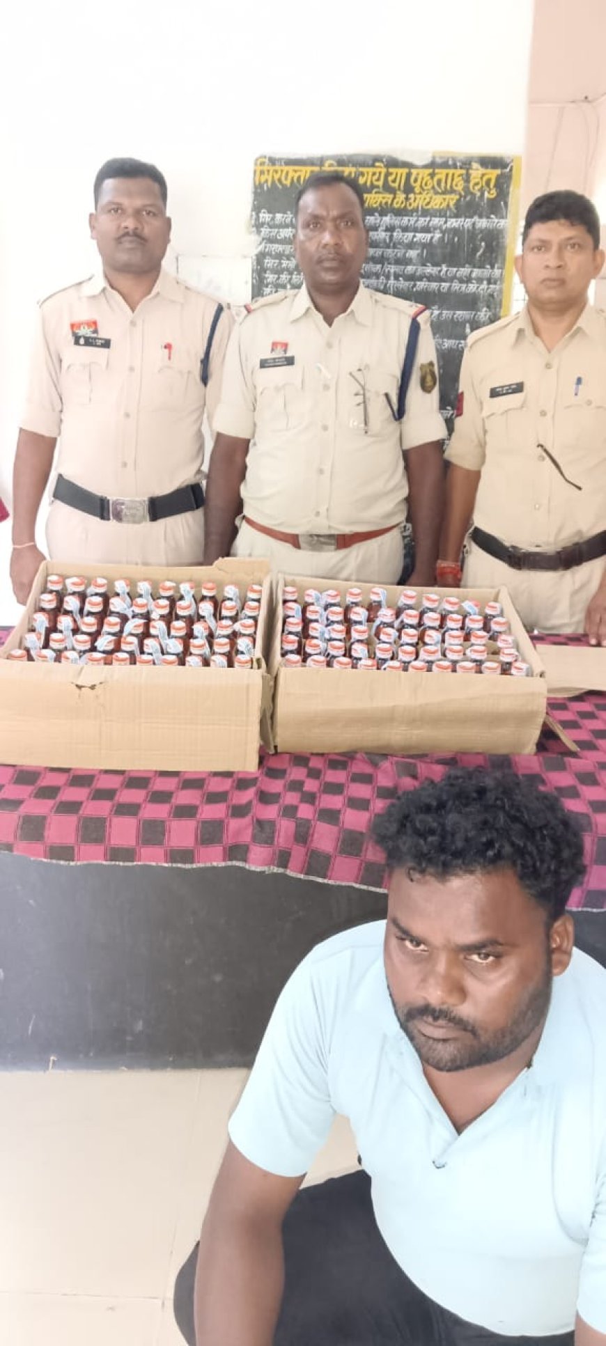 100 पाव अंग्रेजी शराब के साथ एक तस्कर धराया, प्रेमनगर पुलिस की बड़ी कार्रवाई