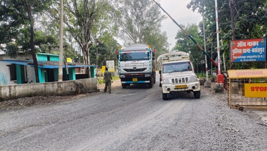बनारस मार्ग पर पुलिस-परिवहन विभाग की सख्ती, परमिट उल्लंघन पर 20 हजार का जुर्माना, ड्राइविंग लाइसेंस निलंबन की कार्रवाई