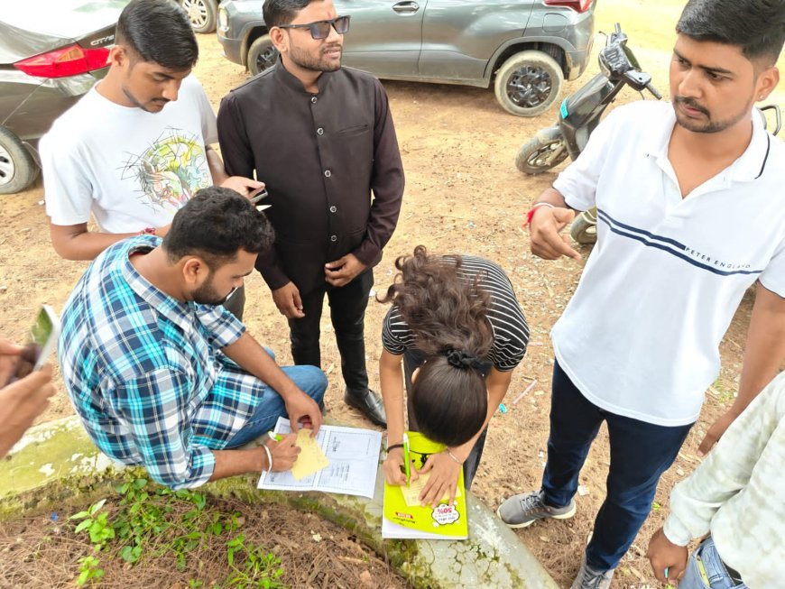 एनएसयूआई का "वोट चोरी" के खिलाफ हल्ला बोल, पोस्टकार्ड अभियान से राष्ट्रपति तक पहुंचेगा छात्रों का संदेश