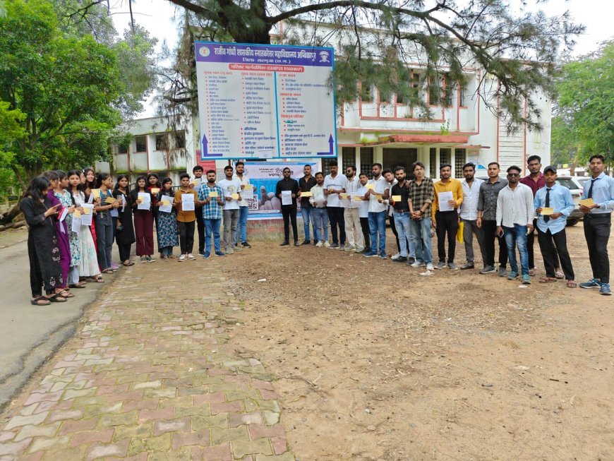एनएसयूआई का "वोट चोरी" के खिलाफ हल्ला बोल, पोस्टकार्ड अभियान से राष्ट्रपति तक पहुंचेगा छात्रों का संदेश