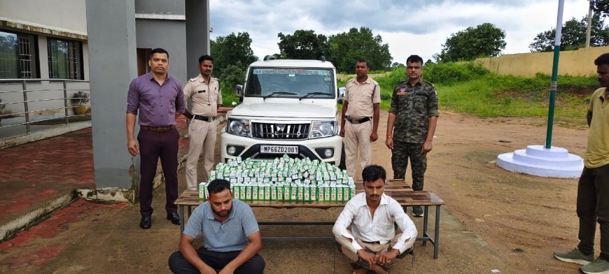अवैध शराब तस्करी पर बड़ी चोट, 84 लीटर देशी शराब के साथ दो गिरफ्तार, 8 लाख की बोलेरो भी जब्त