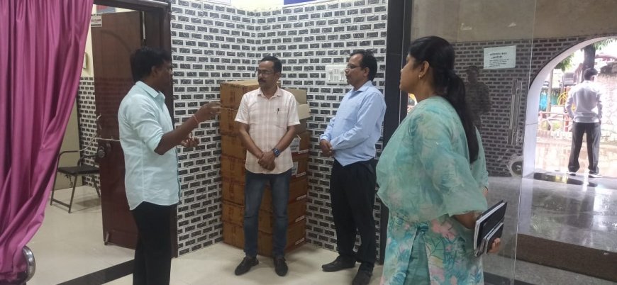 औचक निरीक्षण पर पंचकर्म सेंटर पहुंचे कलेक्टर,स्वच्छता-मरम्मत को लेकर लगाई फटकार