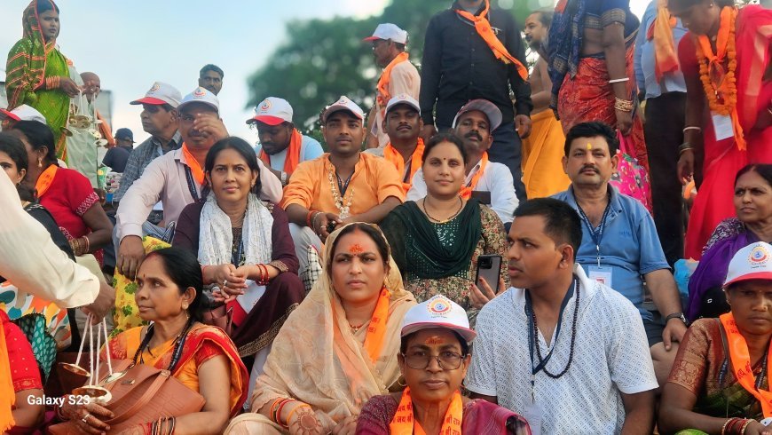 850 श्रद्धालु अयोध्या-काशी पहुंचे, 'जय श्रीराम' से गूंज उठा आसमान