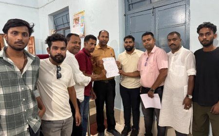 धार्मिक आयोजनों में 'फिल्मी धुन' पर रोक लगे: कांग्रेस पार्षद ने एसडीएम के नाम सौंपा ज्ञापन, गैर-धार्मिक गाने बने तो जिम्मेदार होगा जिला प्रशासन