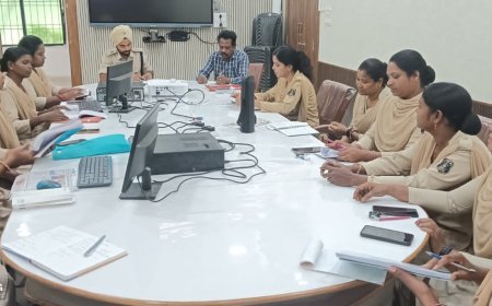 सरगुजा पुलिस की महिला आरक्षक बनीं डिजिटल सिपाही, 10 दिन के प्रशिक्षण से संभालेंगी ऑनलाइन पोर्टल