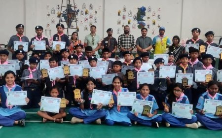 स्काउट-गाइड कैंप का धमाकेदार समापन: बच्चों ने सीखी अनुशासन और सेवा की अनमोल कला