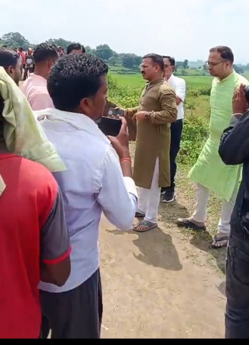 गेरसा जलाशय का बांध अचानक धंसा:करीब 30 एकड़ फसल डूबने की कगार पर, किसान बेहाल, प्रशासन अलर्ट