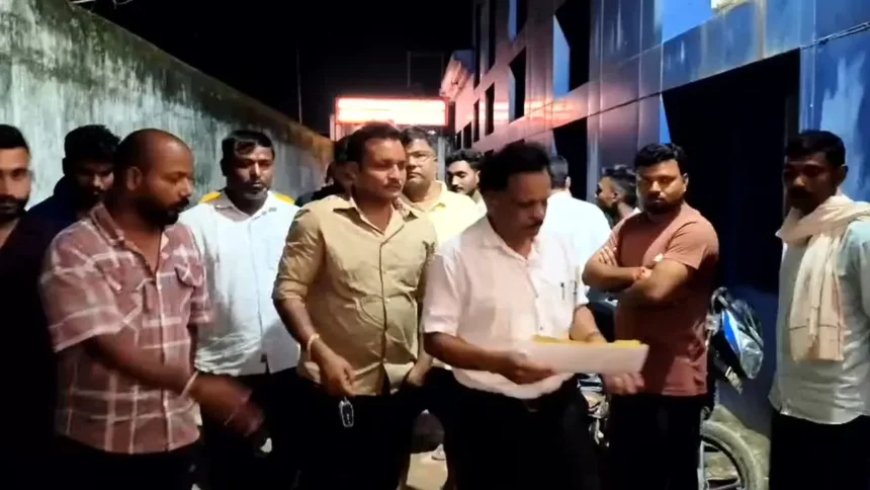 जिला अस्पताल की लापरवाही ने छीनी 3 महीने की मासूम की जान, परिजनों का हंगामा