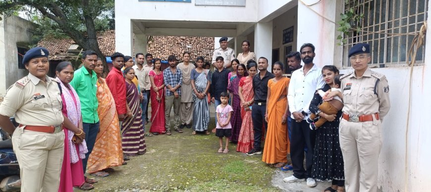 106 जोड़ों का टूटता रिश्ता फिर जुड़ा: सूरजपुर पुलिस के परिवार परामर्श केंद्र ने संवेदनशीलता से निभाई अहम भूमिका