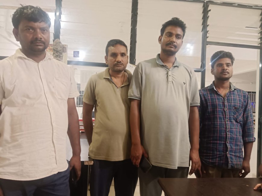 जंगल में जुआरियों पर पुलिस की बड़ी कार्रवाई: 4 गिरफ्तार, 12 मोटरसाइकिलें और 6525 रुपये जब्त
