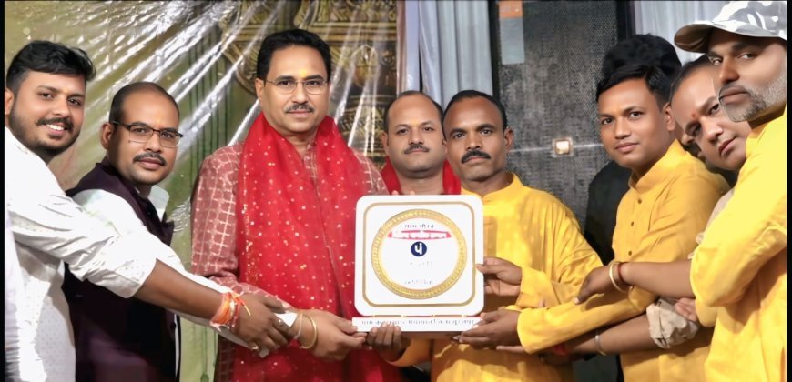 केवरा में देवी कथा के बीच पहुंचे प्रकाश इंडस्ट्रीज के निदेशक, ग्रामीणों ने किया भव्य स्वागत