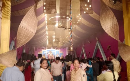 दुर्गा पूजा में शरारत की तो खैर नहीं, हर गतिविधियों पर पैनी नजर, सादे कपड़ों में पुलिस तैनात