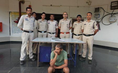 नशे में बेटे का तांडव: गडासा लहराकर मां को दी परिवार को खत्म करने की धमकी, पुलिस ने भेजा जेल