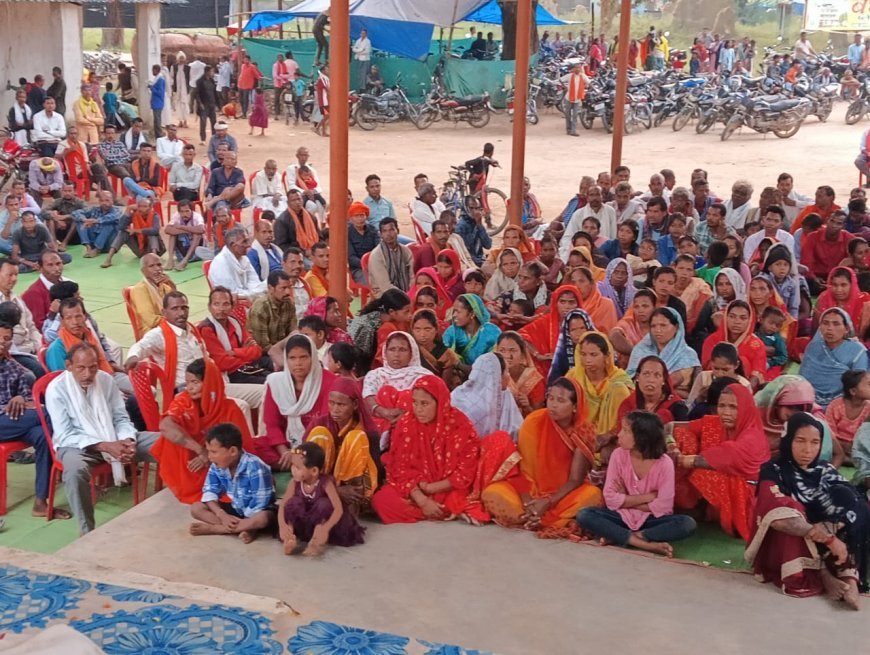 बिंझिया आदिवासी समाज की संभागीय बैठक सलका में संपन्न: जनगणना, नशा निषेध और धर्मांतरण पर गहन चर्चा
