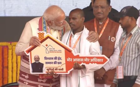 दृष्टिबाधित दंपती ने बदली किस्मत: पीएम मोदी ने सम्मानित किया बलरामपुर के कृष्णा पहाड़ी कोरवा, जनमन योजना से मिला अपना घर