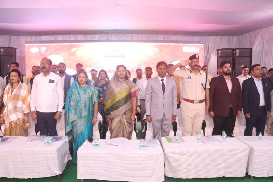 छत्तीसगढ़ की रजत जयंती का धमाकेदार आगाज:  मंत्री श्रीमती लक्ष्मी राजवाड़े के मुख्य आतिथ्य में राज्योत्सव की धूम, संस्कृति के रंगों ने बांध ली सारी शाम