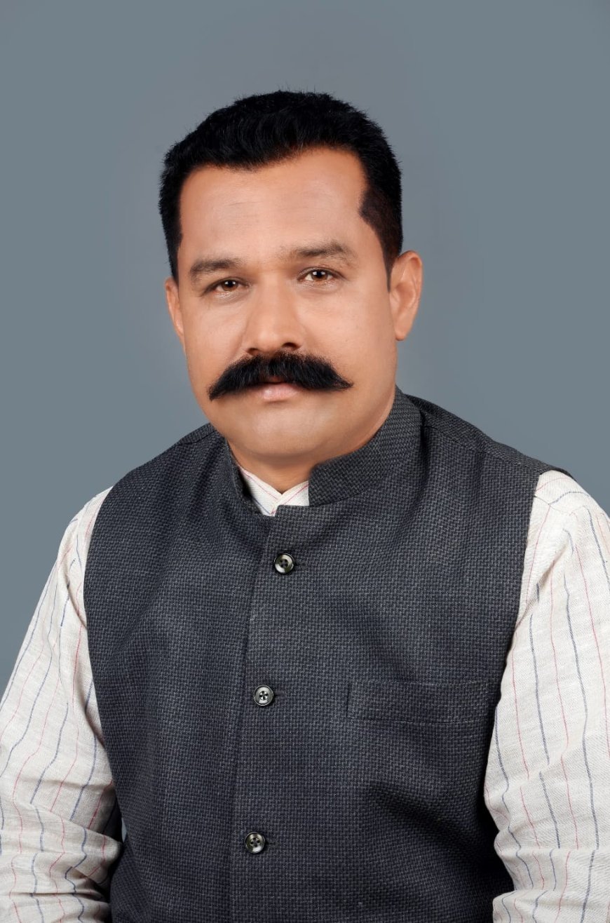 भैयाथान में प्राचीन घटोरिया देव मंदिर बचाओ आंदोलन: हाइड्रो प्लांट की सड़क ने तोड़ा आस्था का केंद्र, भाजपा मंडल अध्यक्ष ने एसडीएम को सौंपा ज्ञापन