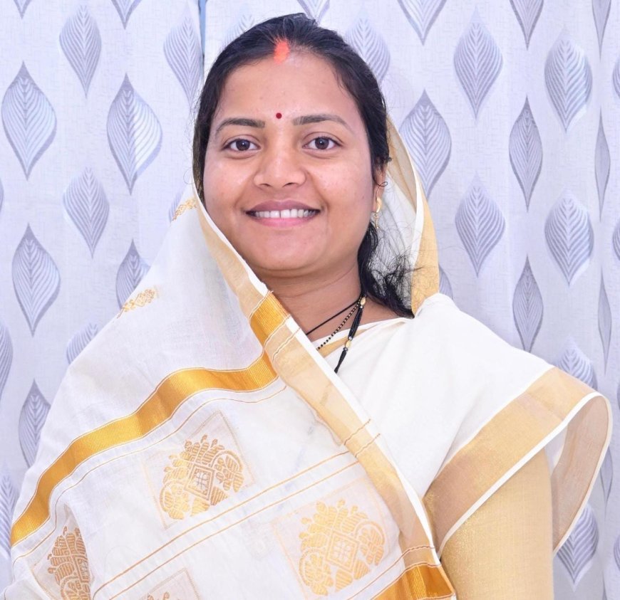 कार में बच्चे का जन्म, मां की चीखें गूंजीं: मंत्री लक्ष्मी राजवाड़े की दों टूक  'मातृशक्ति की पीड़ा मेरा दर्द, दोषी बख्शे नहीं जाएंगे"