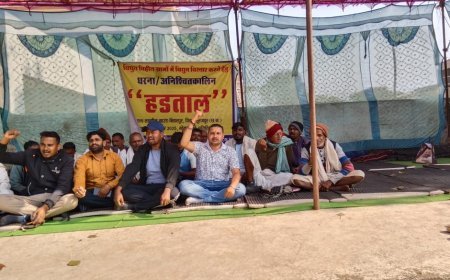 अंधेरे से जंग: चांदनी बिहारपुर में बिजली की लड़ाई तीसरे दिन भी ललकारती, सरपंच संघ अध्यक्ष समेत तीन की तबीयत बिगड़ी